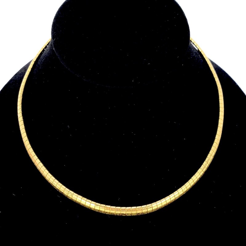 Vintage 1/4” Goldtone Collar Choker Tailored Necklace