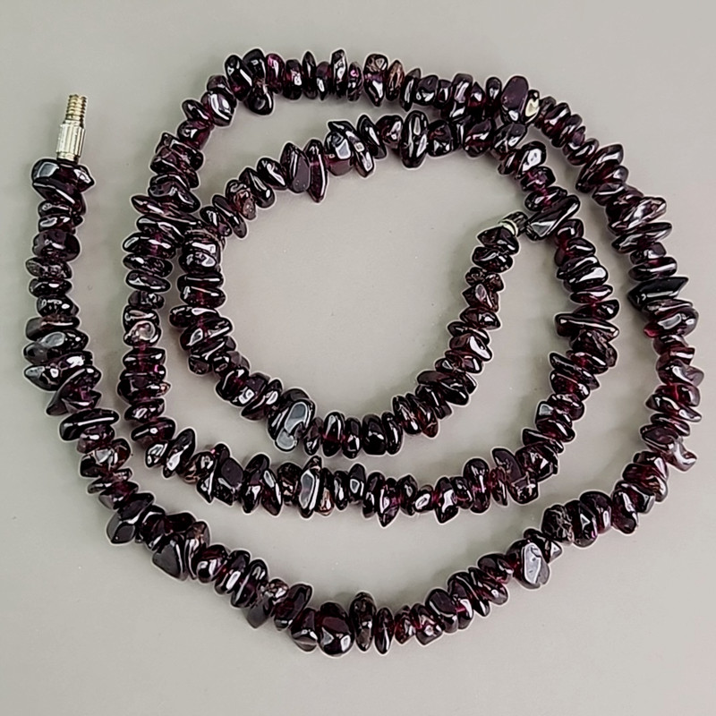 Garnet Chip Beaded Necklace Red Purple Heavy 24" gallery