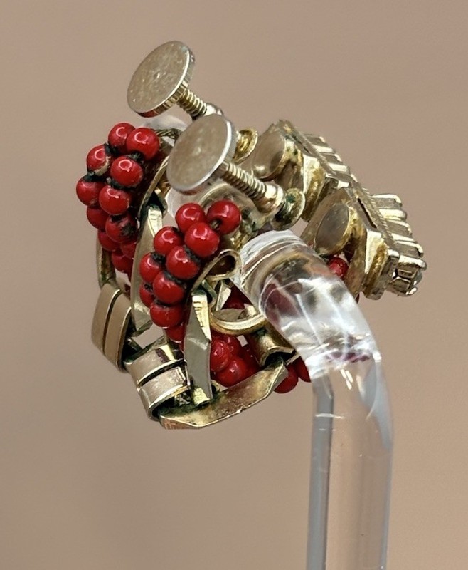 Vintage Bracelet Earrings Set Red Beads Gold Tone Metal Clear Rhinestones gallery