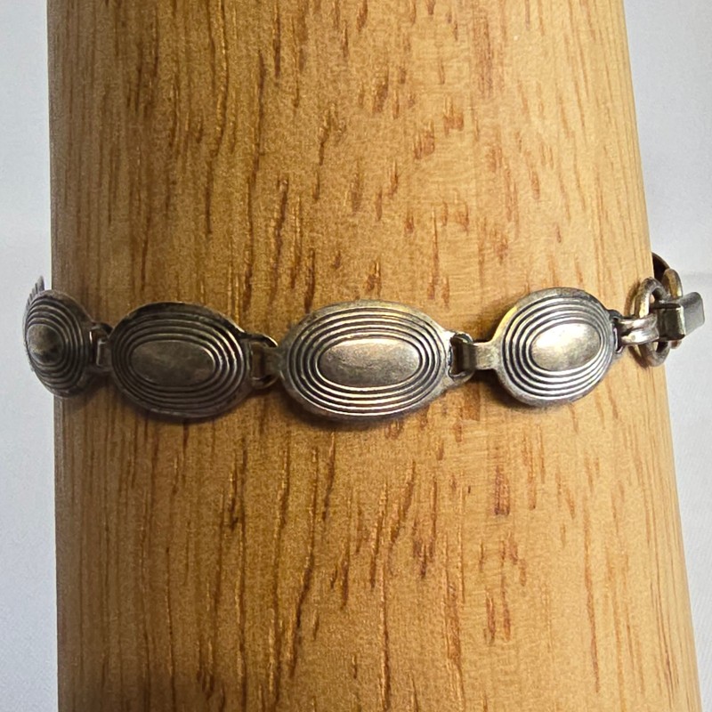 Vtg Sterling Silver Panel Bracelet 6.03g Fine Jewelry 7.25" Fold Over gallery