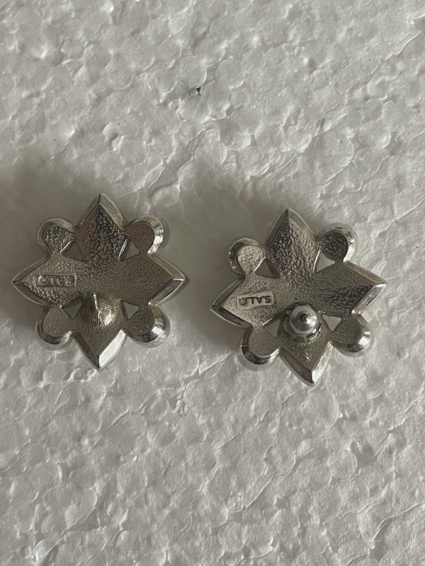 Rare Signed SAL Swarovski Faix crystals and pearl pierced stud earrings vintage gallery