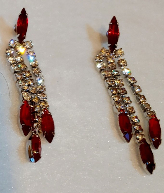 Silvertone Clear & Red Rhinestone THREE STRAND DANGLE PIERCED Earrings 2 3/4 in