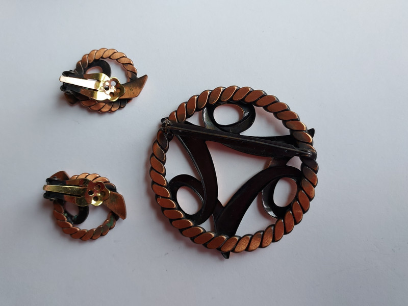 Copper Jewelry Set Modernist Pin Earrings Mid Century Abstract Design Vintage gallery