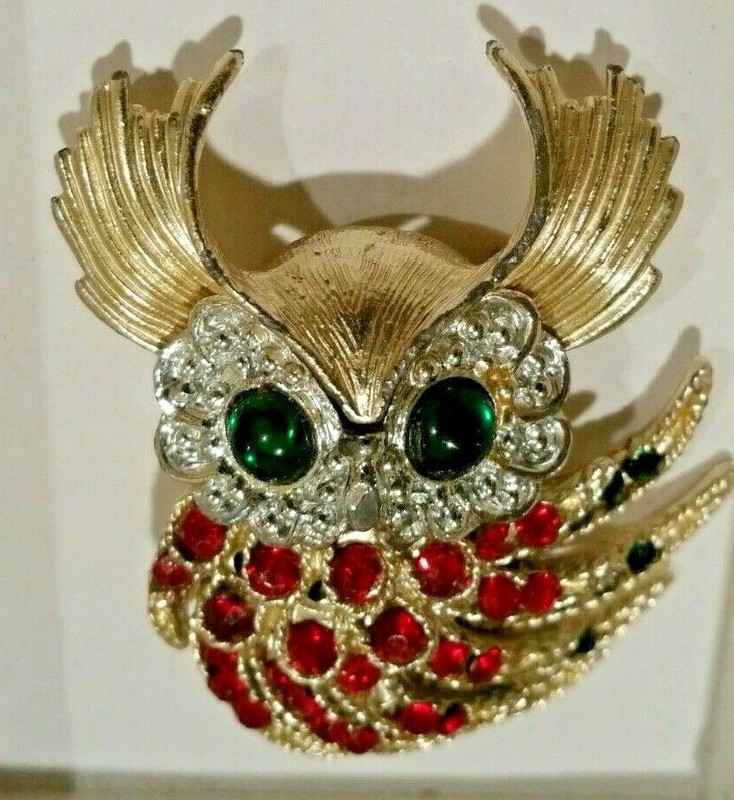 Vintage Great Horned Owl Brooch Pin Rhinestone Adorned Costume Estate Jewelry gallery