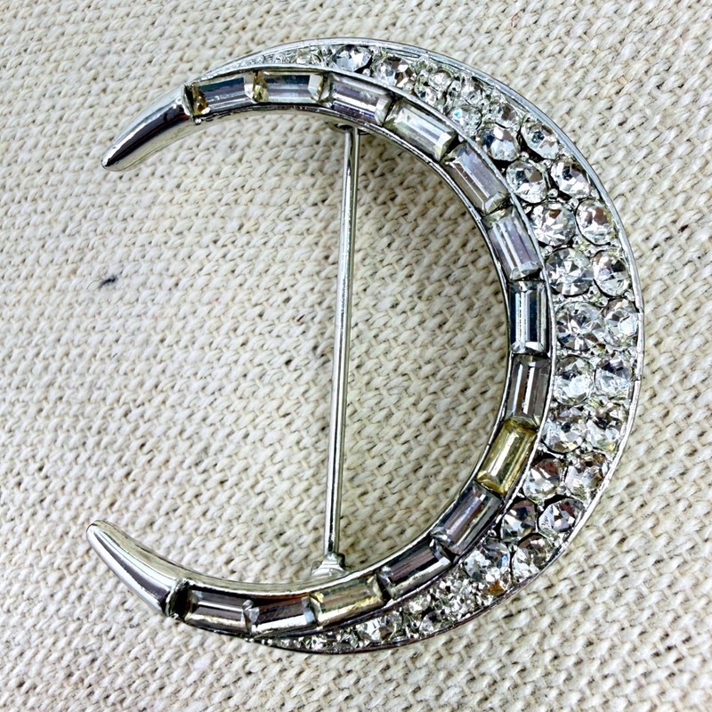 Lisner Vintage Crescent Moon Brooch Silver Tone Baguette Round Clear Rhinestone