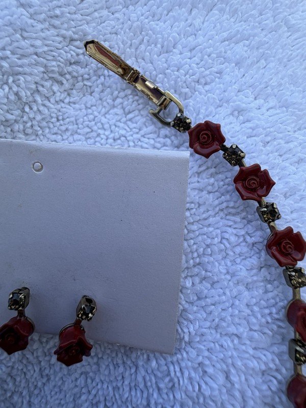 Vintage Red Rose Bracelet Matching Earrings Black Rhinestone Gold Tone Floral