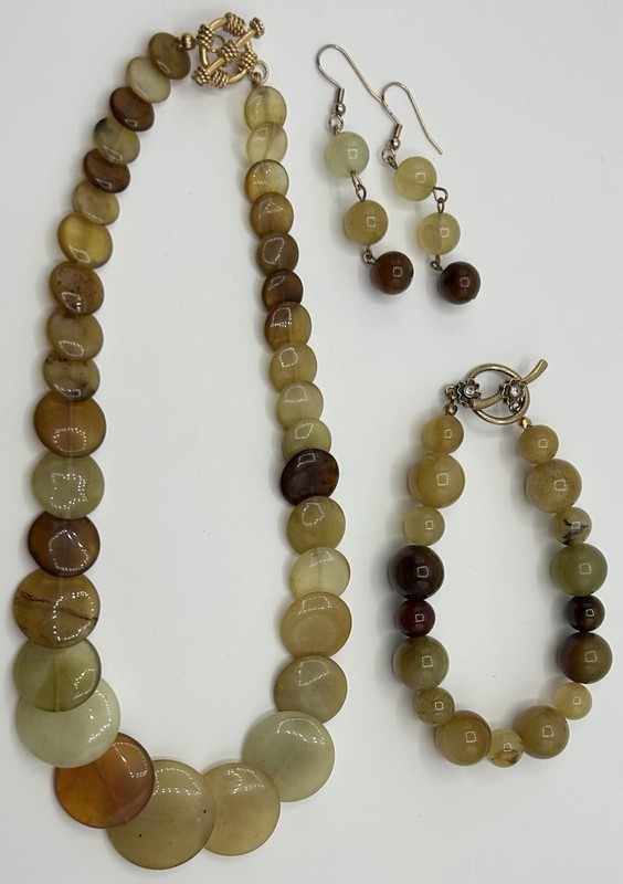 VTG Lot Retro Earth Tones Gem Stone Bracelet Earrings Choker Necklace Toggle