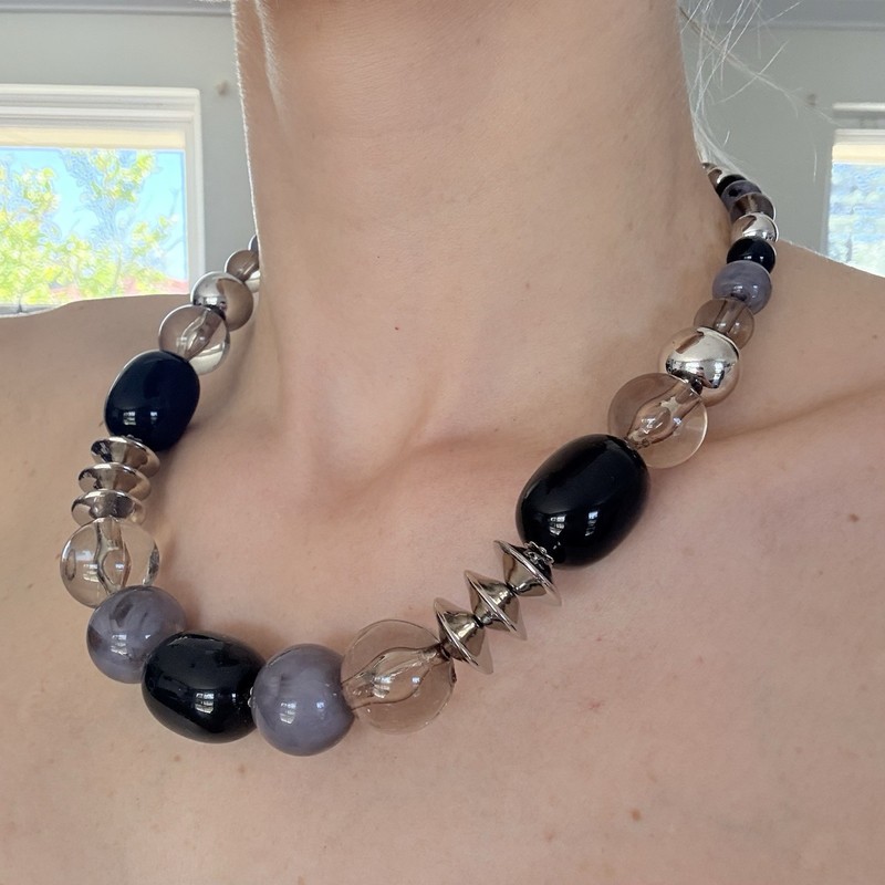Chunky Black Grey Beaded Necklace 60 cm Adjustable 9 cm Retro gallery