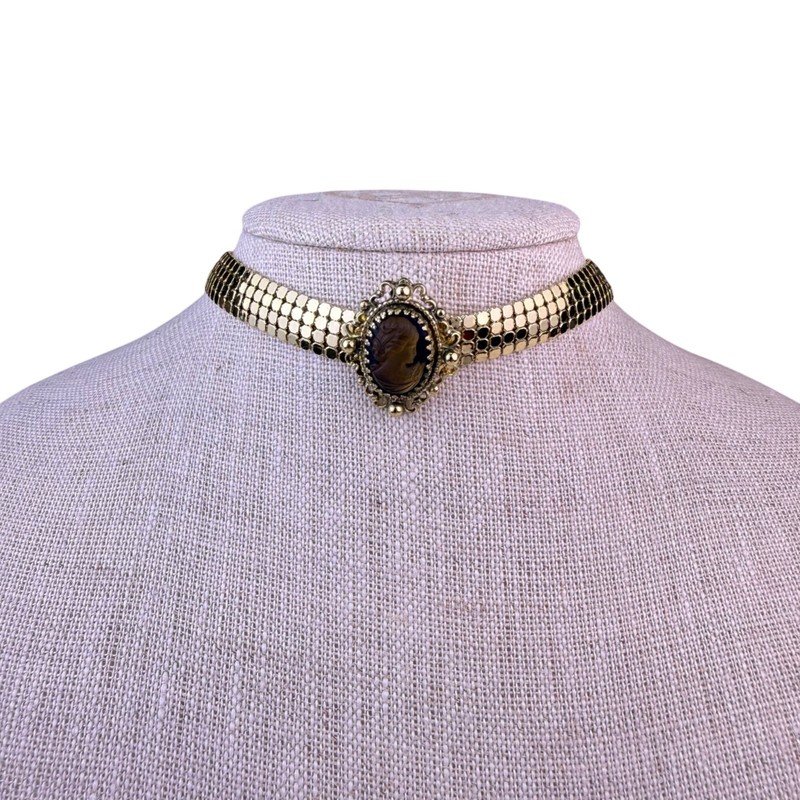 Whiting Davis Womens Gold Tone Metal Oval Cameo Mesh Choker Necklace Adjustable