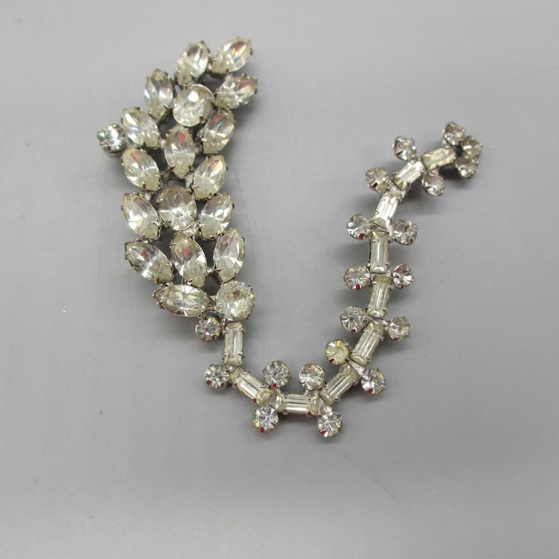 Vtg Kramer of New York Brooch Rhinestone Rare Articulated Leaf Crystal 1950s