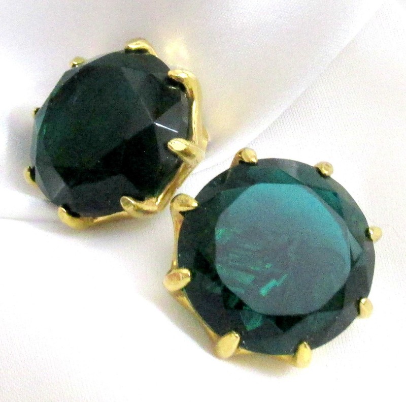 Vtg Runway 1" Round Glamorous Emerald Green Acrylic "Crystal" Earrings 80s Clip gallery