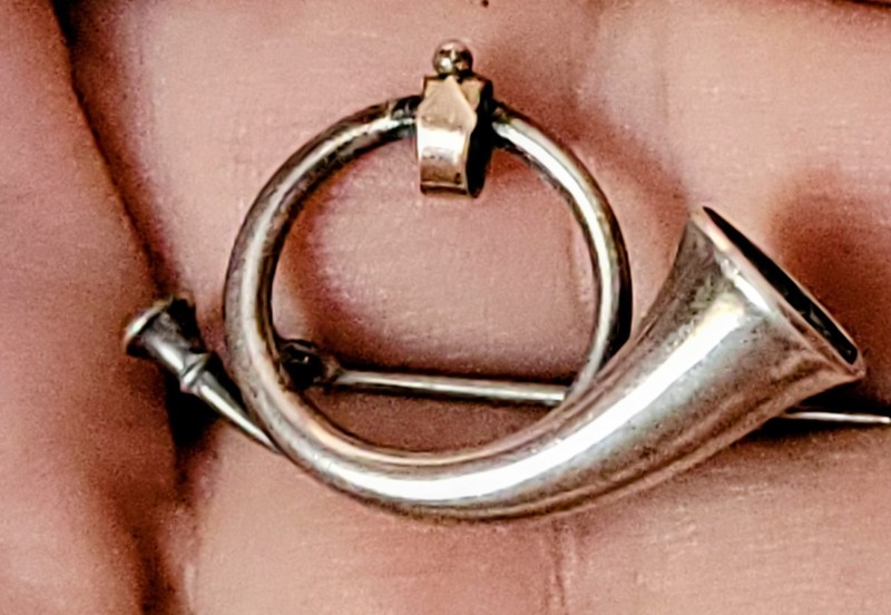 Vintage FRENCH HORN Brooch Pin 800 Silver Beautiful Design gallery