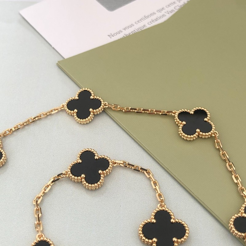 *VanCleefArpels* Vintage&Alhambra Necklace 10 Motifs Yellow Gold Black Onyx gallery