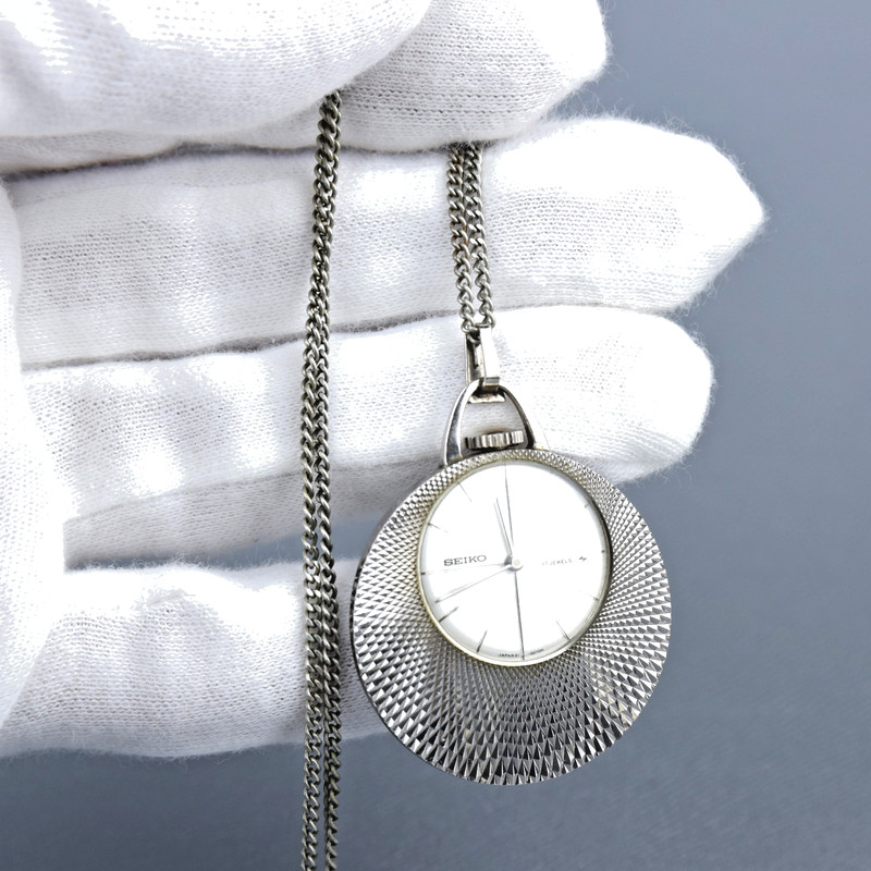 Vintage Seiko 17 Jewels Pendant Watch Manual-Wind Silver Tone Japan 1973 ’70s