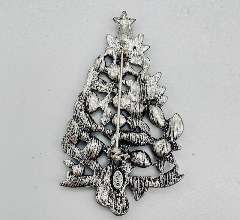 VTG Silver Tone Christmas Tree Brooch Pin Rhinestones Ribbon Multicolor 2 3/4 in gallery