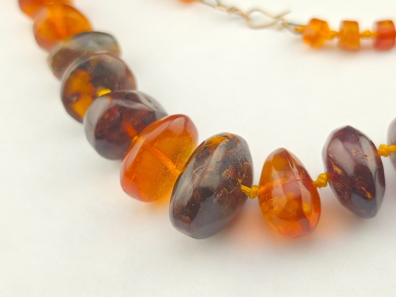 Victorian Natual Baltic Honey Amber Nugget Hand Knotted Graduated Beads Necklace gallery