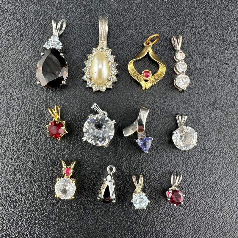 Vintage Crystal Rhinestone Mix Pendant Lot Of 12 Gold Silver Tone Ladies NICE