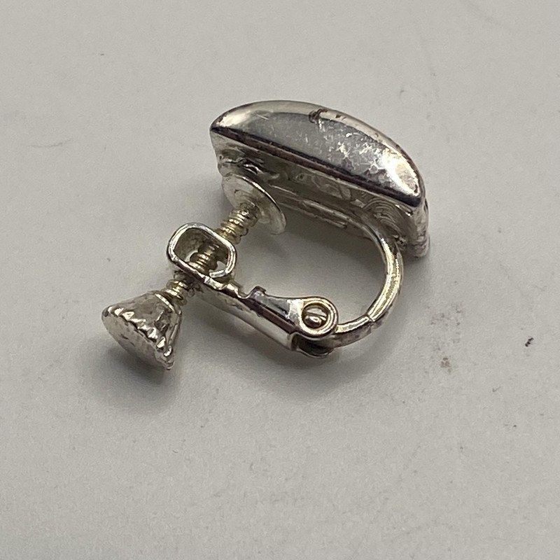 Silver Tone Black Scroll Huggie Earrings Womens Rectangle Screw Back Jewelry gallery