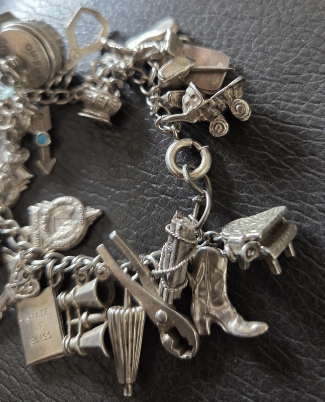 Vintage World Traveler Sterling Silver Charm Bracelet. Unique. See Photos!