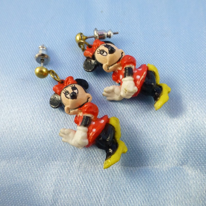 Vintage Minnie Mouse Dangle Earrings Cute Plastic