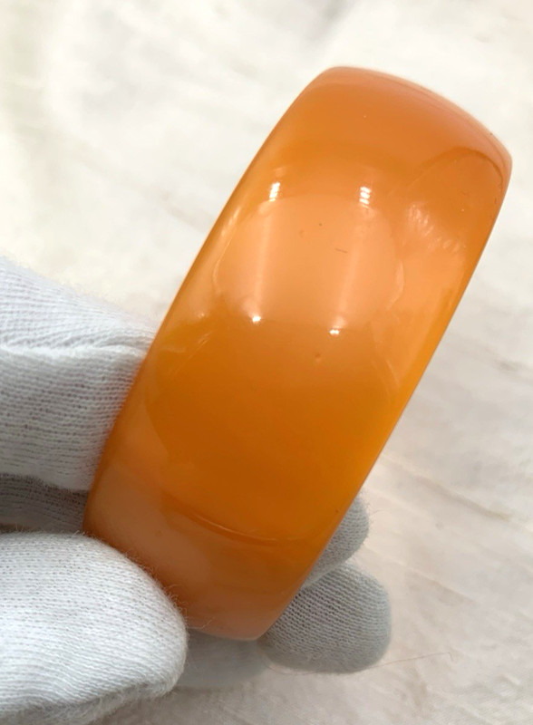 Vintage Moonglow Lucite Bangle Bracelet Chunky Orange Size 8 gallery