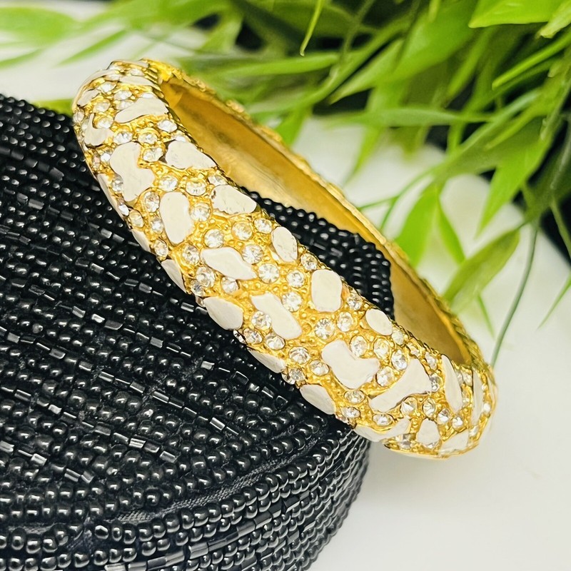 Beautiful Sparkling Flowers Off White Gold Enamel Hinged Bangle Bracelet 4515 gallery