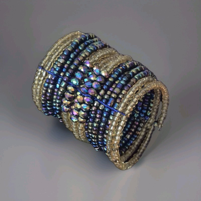 Black Friday Beaded Iridescent Bracelet VTG 1970/80s. Retro Wrap-around sparkle