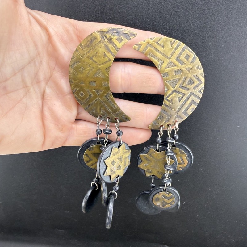 Vintage Clip On Earrings Moon Dangle Celestial Statement 80s gallery