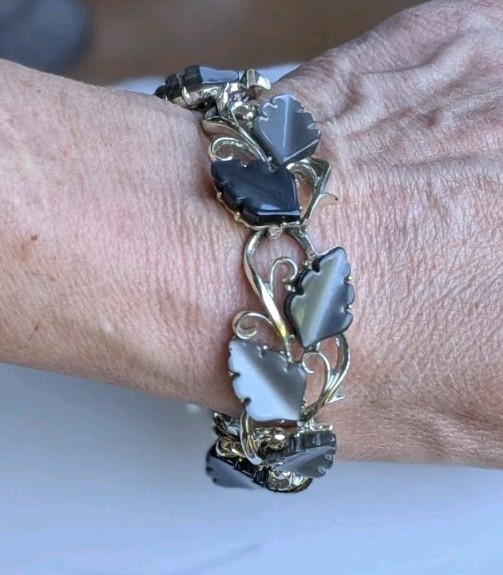 Vtg MCM Silver Tone GREY Blue Molded Thermoset Leaf Leaves Link 7¼" Bracelet gallery