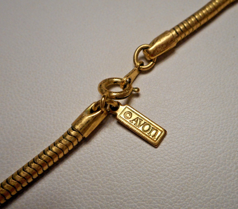 Vintage Avon Mod Deco Cream/Brown Pendant on Gold-tone Snake Chain Necklace 24" gallery
