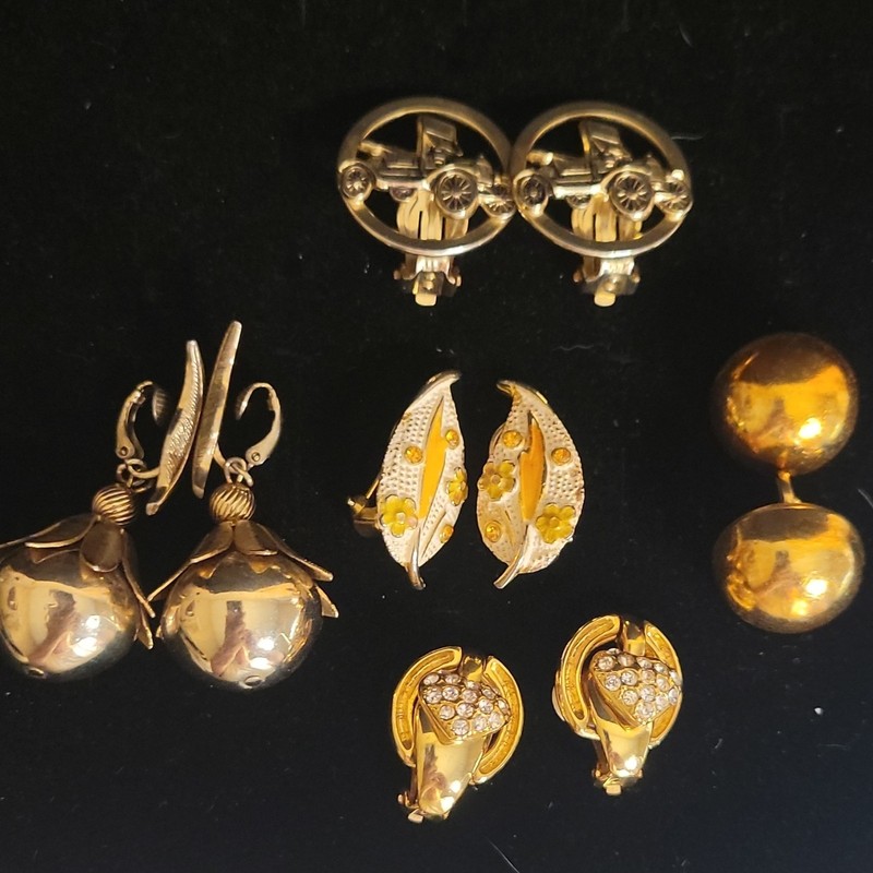 Vintage Gold Tone Costume Earring Lot – 6 pairs Signed BSK and Avon Clip-Ons