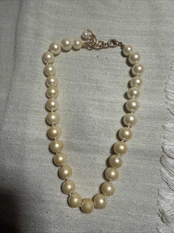 #4 Vintage Faux Pearl Beaded Necklace Gold-Tone Clasp Classic Elegant Strand