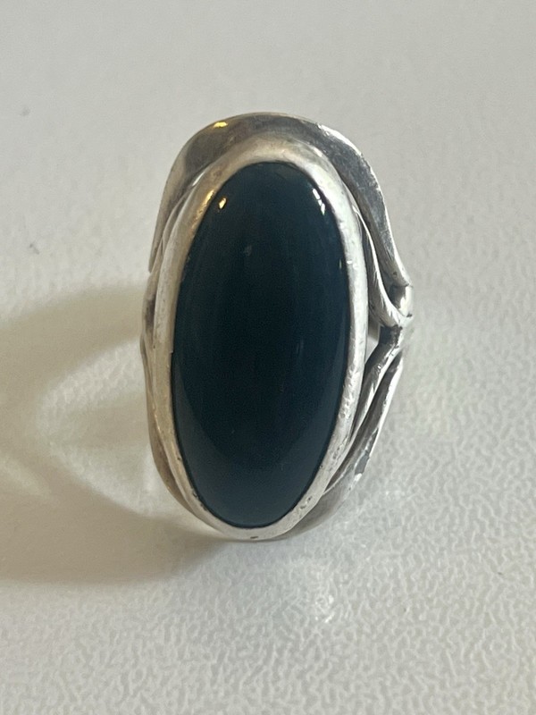 Vintage 90s Sterling Silver .925 Ring Oval Onyx Stone Size 7 gallery