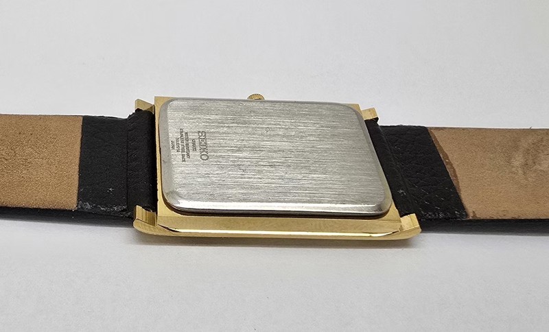 Vintage Seiko Quartz Tank Slim Men Rectangle Refurbished Japanese Wrist Watch gallery