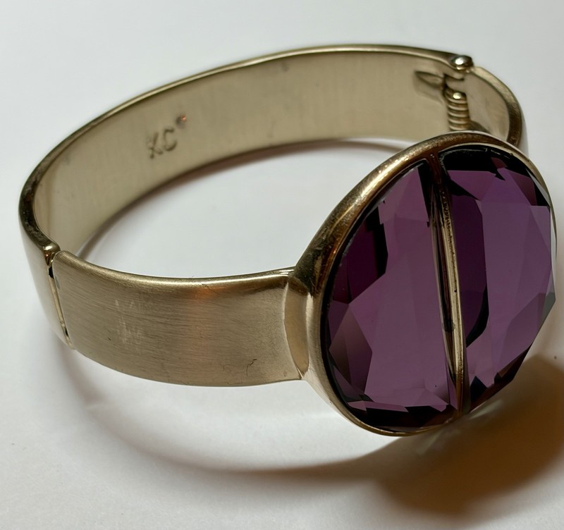 Vintage KC Gold Tone Hinged Cuff Bracelet Purple Faceted Glass Statement gallery