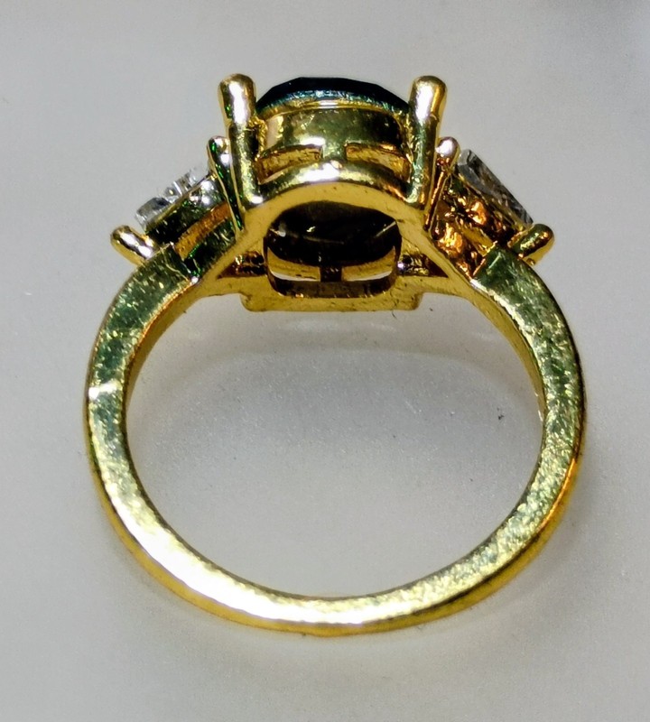 Vintage Gold Toned w/Faux Emerald & Clear Rhinestone Accents Ring Size 6.25 gallery
