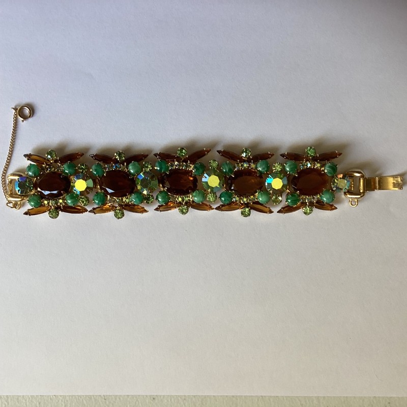 Vintage Juliana D&E Bracelet Earrings Set Topaz Rhinestones Green Cabochons Veri gallery