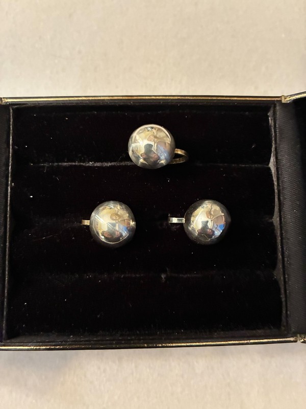 Vintage Sterling Silver 13mm Polished Dome Screw Back Earrings – Classic Minimal