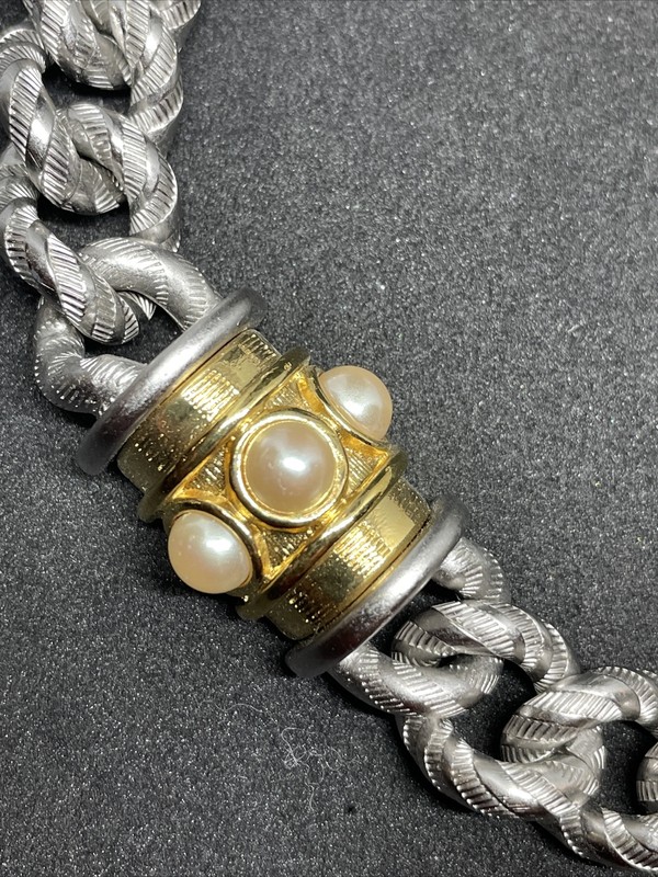 VTG Signed Monet Gold/Silver Tones Faux Pearl Chunky HEAVY 19” Runway Necklace gallery