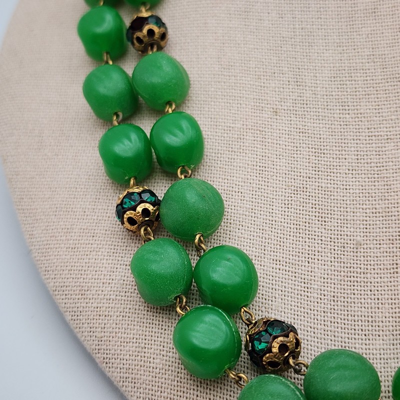 Vtg Green Austrian Crystal Molded Acrylic Bead Necklace 2 Strand 1950s Gold Tone gallery