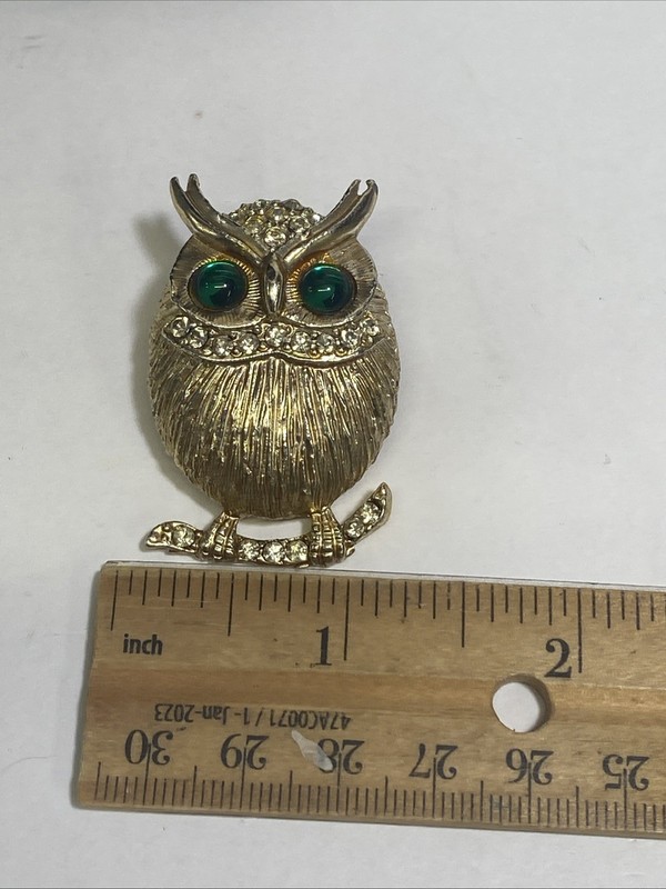 Vintage Gold-Tone Owl Brooch Pin with Green Glass Eyes Clear Rhinestone Accents gallery