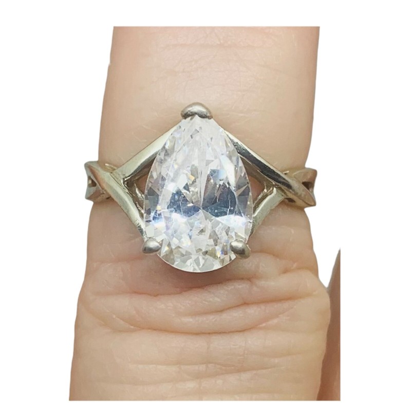 Vintage Lind 925 Sterling Silver Pear Shaped Solitaire Ring Size 7 gallery