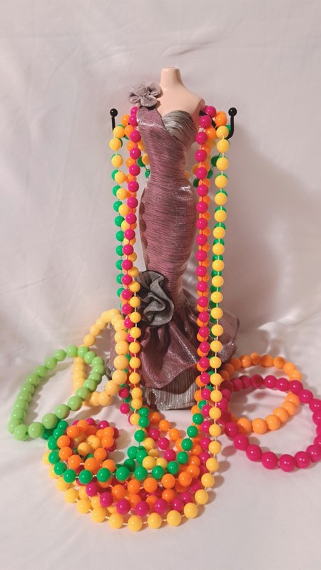 Vintage Necklace and Bracelet Set Womens Beaded Bib Chunky Green, Yellow, Red