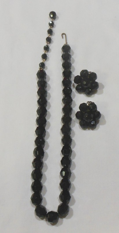 Round Faceted Black Glass Bead Choker Necklace & Clip On Earrings Set