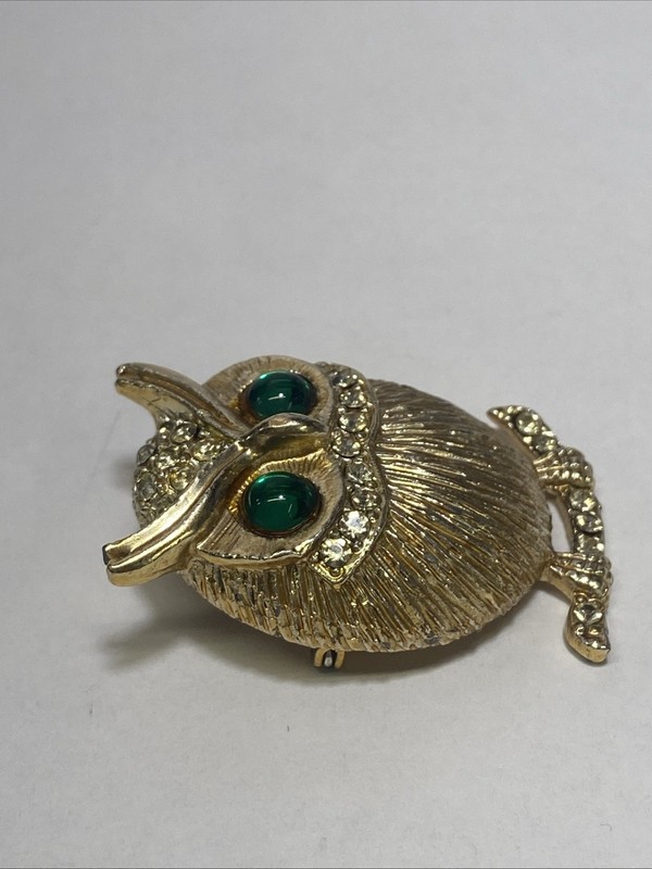 Vintage Gold-Tone Owl Brooch Pin with Green Glass Eyes Clear Rhinestone Accents gallery