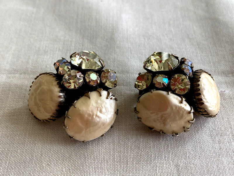 Vintage Schreiner? Gold Tone Peach & Yellow AB Crystal Acrylic Clip Earrings