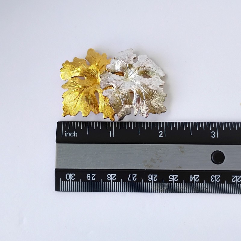Mixed Brooch Pin Lot of 10 with Monet, Swarovski, LCI and Unmarked Gold Tone gallery