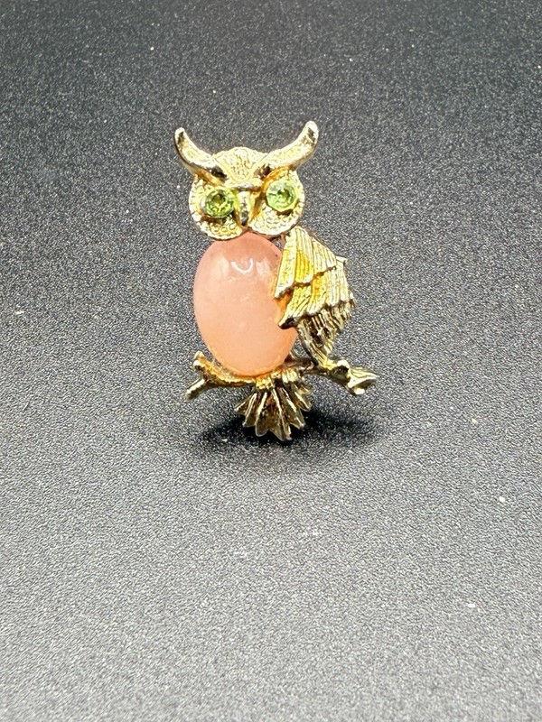 Vintage Gold Tone Owl Brooch Pendant Pink Jelly Belly Green Rhinestone Eyes