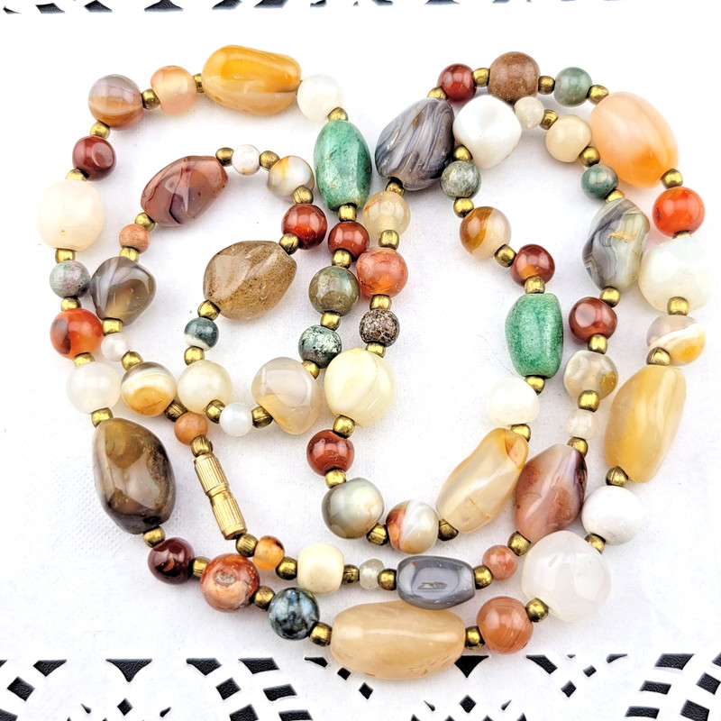 Vintage Southwest Tumbled Agate Jade Quartz Stone Brass Bead 20″ Necklace