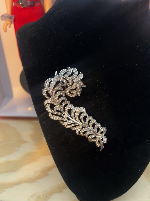 Estate Jewley Lot KJL, Elizabeth Taylor, Avon, Etc